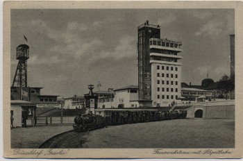 AK Düsseldorf Gesolei Feuerwehrturm mit Liliputbahn 1926