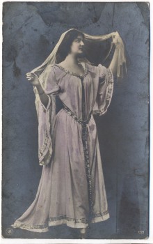 AK Foto schöne Frau im orientalischen Kleid 1909