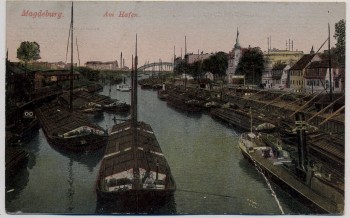 AK Magdeburg Am Hafen mit Schiffen 1920