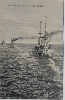 VERKAUFT !!!   AK Kriegsschiffe Kreuzer Schauschiessen im Geschwaderverband 1909