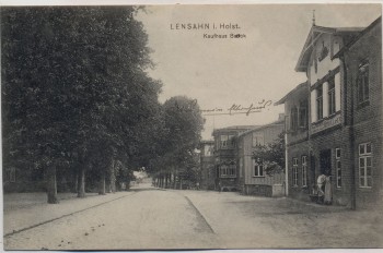 AK Lensahn in Holstein Straßenansicht mit Kaufhaus 1910