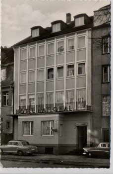 AK Foto Koblenz Roonstraße mit Hotel National Autos 1960