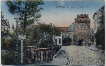 AK Stendal Vor dem Tangermünder Tor mit Verkehrsschild 1920