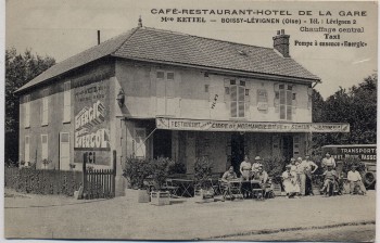 AK Boissy-Lévignen Oise CAFE-RESTAURANT-HOTEL DE LA GARE Mon KETTEL Frankreich 1920 RAR