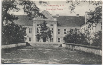 VERKAUFT !!!   AK Fürstenberg i. M. Havel Herzogliches Schloss 1910