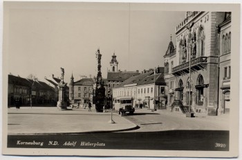 AK Foto Korneuburg Adolf Hitlerplatz mit Sparkasse und Bus Niederösterreich Österreich Feldpost 1941