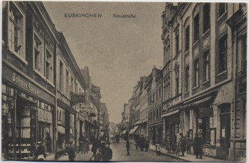 AK Euskirchen im Rheinland Neustraße viele Menschen 1920