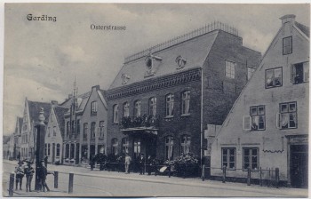 AK Garding in Schleswig-Holstein Osterstrasse mit Menschen  1905 RAR