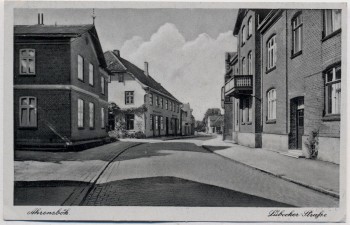 AK Ahrensbök Blick in die Lübecker-Straße 1940