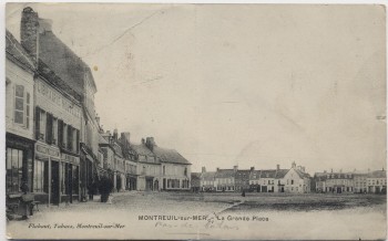 AK Montreuil-sur-Mer La Grande Place Pas-de-Calais Frankreich 1910