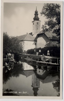 AK Foto Hörsching Blick auf Kirche Menschen am Teich Oberösterreich Österreich 1940