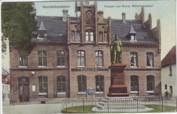 AK Neuhaldensleben Postamt und Kaiser Wilhelm Denkmal Haldensleben 1914 RAR
