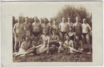 AK Foto Bad in Neuhammer an der Queis Świętoszów Soldaten Gruppenfoto Schlesien Polen 1928