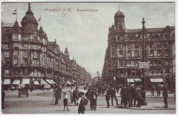 AK Frankfurt am Main Kaiserstrasse viele Menschen Geschäfte 1918