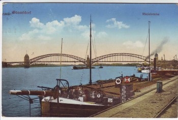 AK Düsseldorf Rheinbrücke mit Schiff 1915