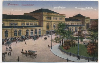 AK Hannover Hauptbahnhof mit Pferdekutschen 1920