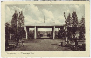 AK Ludwigshafen Hindenburgpark mit Tor 1934