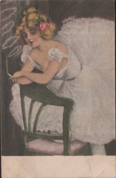 AK Frau rauchend auf Stuhl Blume im Haar Erotik 1910