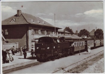 AK Foto Ostseebad Kühlungsborn Molly auf dem Bahnhof Kühlungsborn-Ost 1967