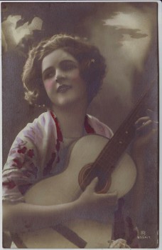 AK Foto Frau mit Gitarre 1920