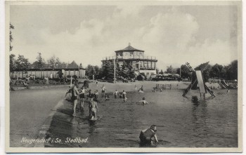 AK Foto Neugersdorf in Sachsen Stadtbad mit Menschen 1942