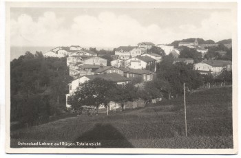 AK Foto Ostseebad Lohme auf Rügen Totalansicht mit Pension Trost 1939