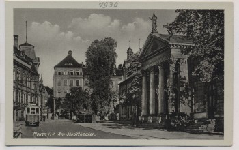 AK Foto Plauen im Vogtland Am Stadttheater mit Strassenbahn 1930