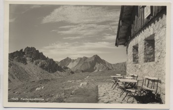 AK Oberstdorf Fiederepaßhütte mit Elfer- u. Zwölferkopf Allgäuer Alpen Hüttenstempel 1950