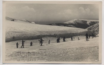 VERKAUFT !!!   AK Foto Riesengebirge Skiunterricht an der Wiesenbaude b. Spindlermühle Špindlerův Mlýn Schlesien Tschechien Feldpost 1942