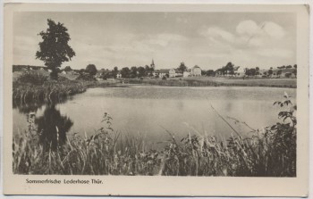 AK Foto Sommerfrische Lederhose Thüringen Ortsansicht b. Münchenbernsdorf Landpoststempel 1962