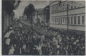 AK Clausthal-Zellerfeld Die neue Garnison Ankunft der Jäger Straßenansicht 1917