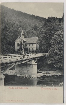 AK Treseburg im Harz Kirche und Bodebrücke mit Menschen b. Thale 1910