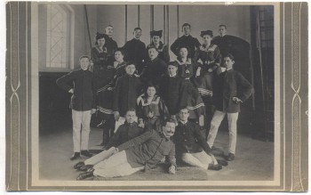 VERKAUFT !!!   AK Wollstein Wolsztyn Wartheland Polen Gruppenbild Männer Frauen in Uniform Lehrer 1908 RAR