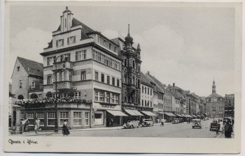 AK Foto Gera in Thüringen Straßenansicht mit Kirche und Konditorei Meyer viele Menschen Autos Feldpost 1939