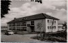 AK Foto Usingen im Taunus Schülerheim mit Auto 1960