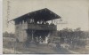 AK Foto Ulm Gartenhaus Holzhaus mit Menschen 1911