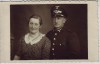 VERKAUFT !!!AK Foto Porträt Frau und Mann in Uniform Schirmmütze Wehrmacht 2.WK 1940