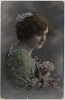 AK Foto Herzlichen Glückwunsch zum Geburtstage Frau mit Blumen silbern 1918