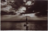 AK Foto Ammersee Sonnenuntergang Segelschiff bei Utting 1950