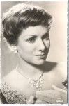 AK Foto Ruth Leuwerik Schauspielerin Rosen im Herbst 1955