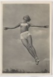 VERKAUFT !!!   AK Foto Frau Schönheit der Gymnastik Wie im Fluge Verlag Schwerdtfeger 1940