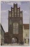 AK Neubrandenburg Treptower Tor mit Pferdekutsche 1920