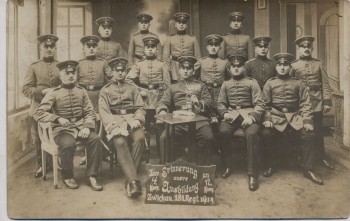 VERKAUFT !!!   AK Foto Zwickau Gruppenbild Soldaten Ausbildung 4. Korp. 12. Komp. 181. Regt. 1914