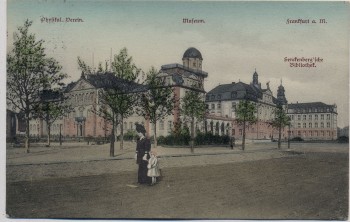 AK Frankfurt am Main Museum Senckenberg'sche Bibliothek mit Frau und Kind 1912