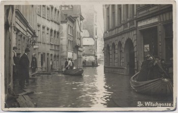 VERKAUFT !!!   AK Foto Köln Grosse Witschgasse Hochwasser Boote Menschen 1920 RAR