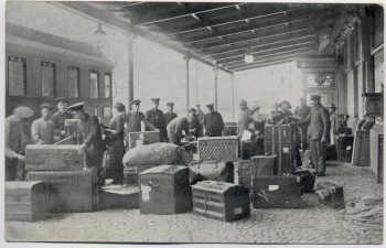 VERKAUFT !!!   AK Goch Bahnhof Gepäckrevision Soldaten Stempel Grenzüberwachungsstelle Bahnpost 1915 RAR