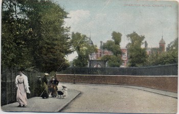 AK Charlton Charlton Road mit Frauen London Großbritannien 1910 RAR