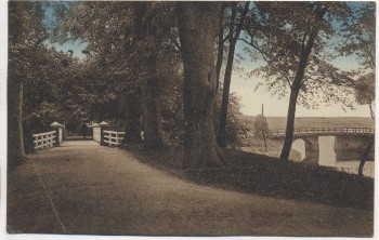 AK Emden Wallpartie mit Brücke 1915