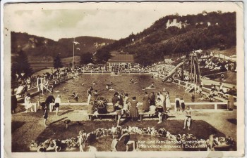 AK Foto Streitberg Schwimmbad viele Menschen bei Wiesenttal Fränk. Schweiz 1935