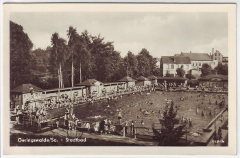 AK Foto Geringswalde Stadtbad viele Menschen Sachsen 1956